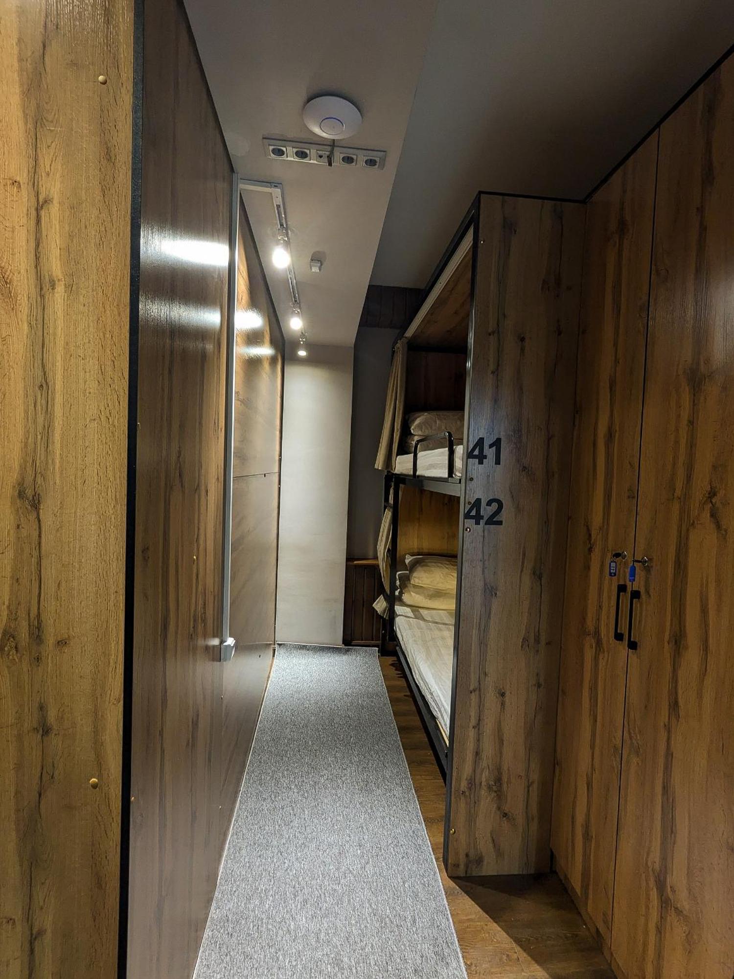 Aiva Hostel Biškek Exteriér fotografie